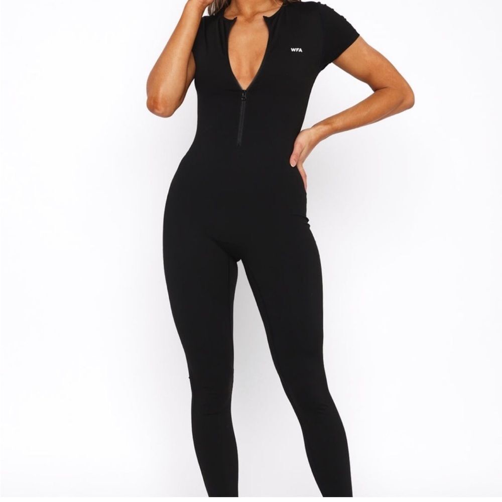 White fox Black short Sleeve active casual wear jumpsuit size S form fitting NWT